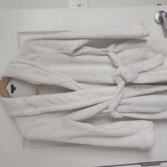 Talbots White Robe - Picture 4 of 4